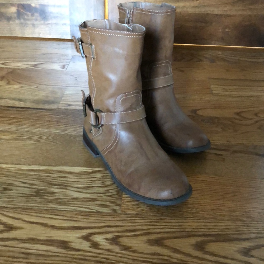 Tan buckle Booties